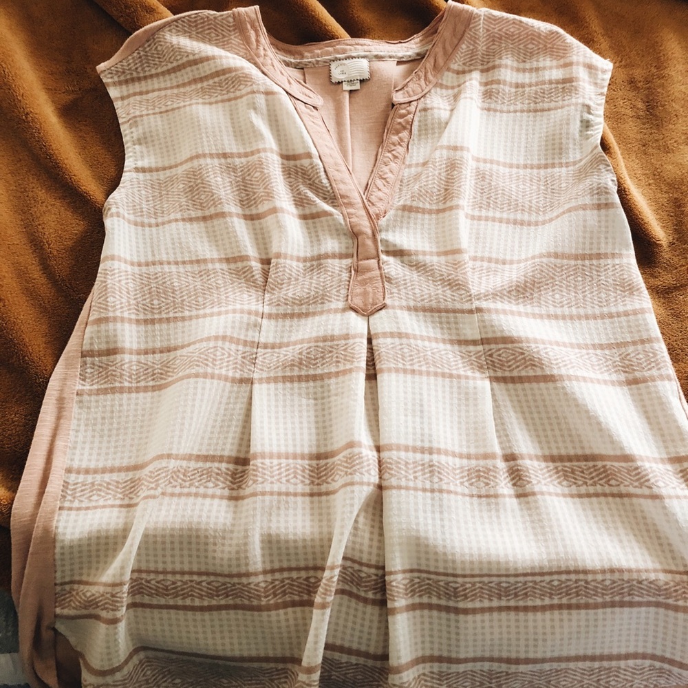 Anthropologie Rose and White Textured Top